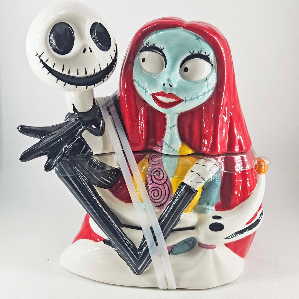 Nightmare Before Christmas Jack & Sally Cookie Jar by Bioworld, New